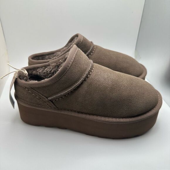 CUSHIONAIRE Women's Genuine Suede Cozy Mule Platform +Memory Foam 7.5 BROWN NWT - Picture 1 of 7